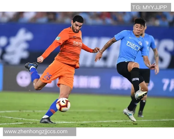 2018年恒大与鲁能激战回顾：巅峰对决中的精彩瞬间与战术分析